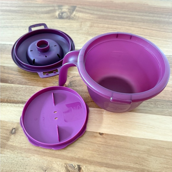 Tupperware Purple Microwave Bundle - Picture 9 of 9